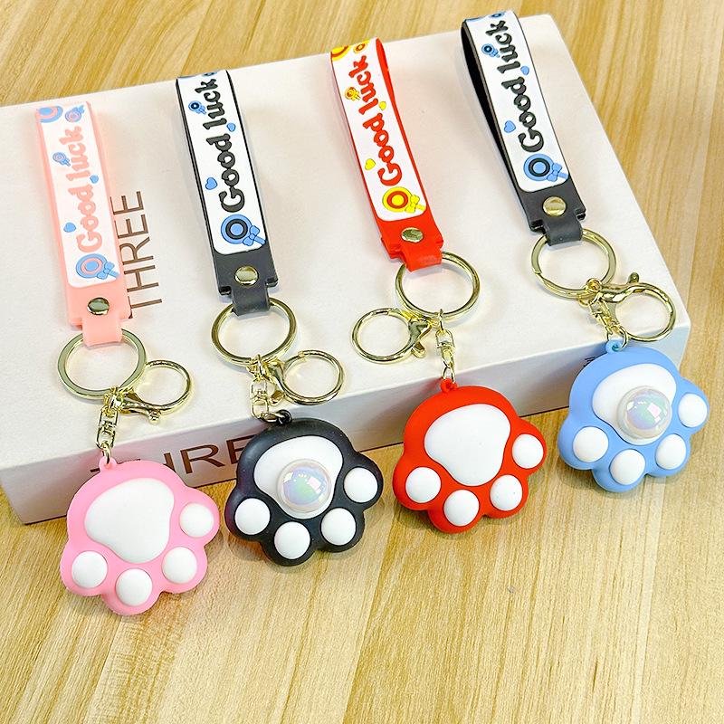 Creative Flashing Cat Paw Keychain: Cute Pendant for Car or Bag, Perfect Holiday Gift Individually Packaged
Creative Flashing Cat Paw Keychain: Cute Pendant for Car or Bag, Perfect Holiday Gift Individually Packaged