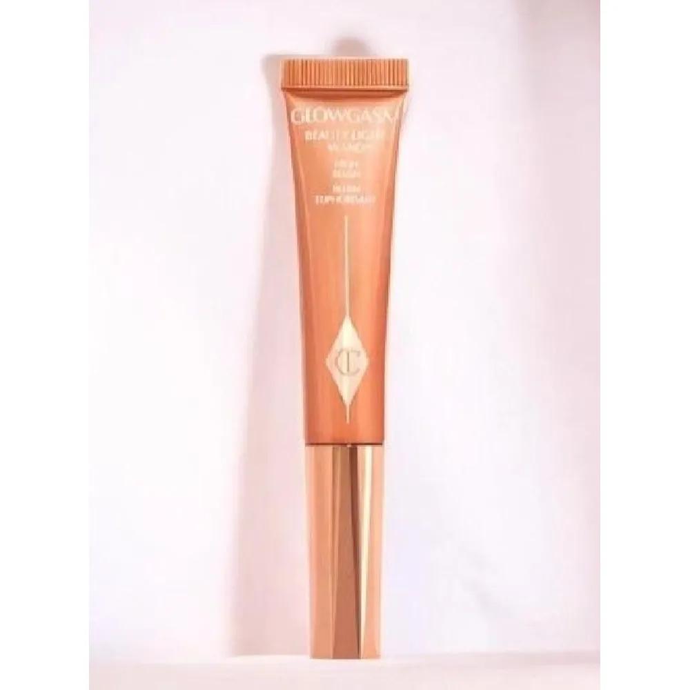 Charlotte Tilbury Beauty Light Wand Easy Highlighter Peachgasm 12ml
Charlotte Tilbury Beauty Light Wand Easy Highlighter Peachgasm 12ml