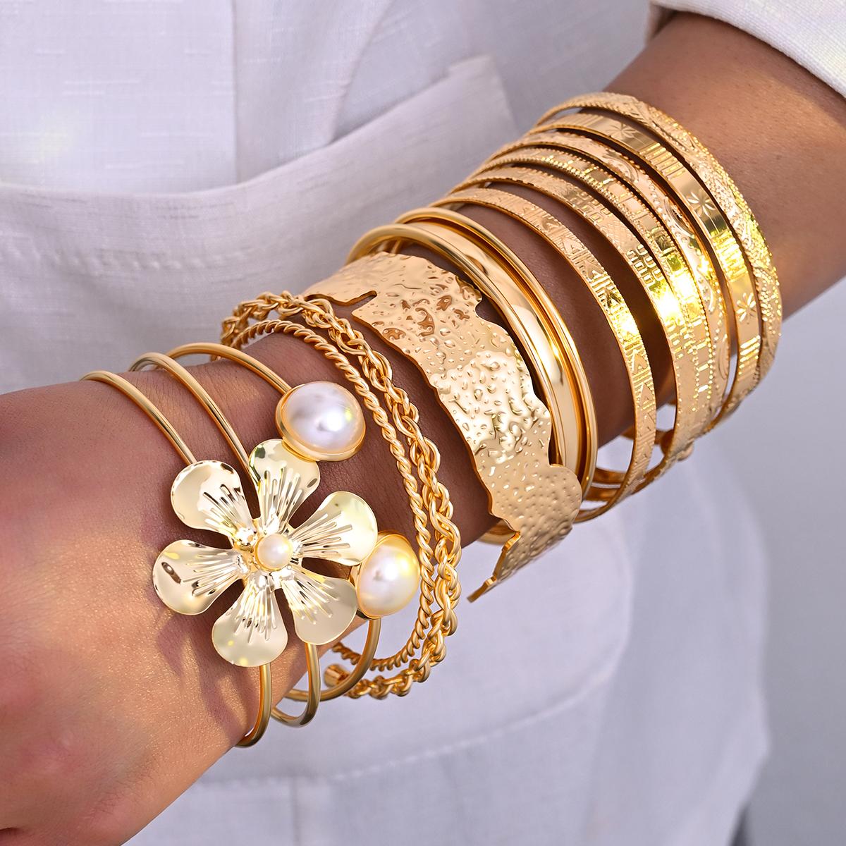 12 Pcs/Set Elegant Vintage Irregular Striped Flower Pearl Twist Metal Bangle Bracelet for Women Daily Party Vacation Jewelry New
12 Pcs/Set Elegant Vintage Irregular Striped Flower Pearl Twist Metal Bangle Bracelet for Women Daily Party Vacation Jewelry New