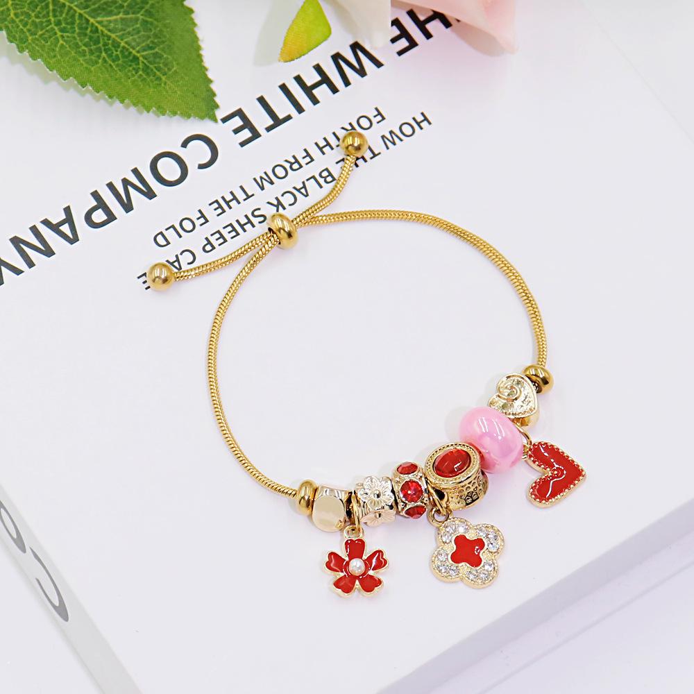 Wind Diamond Clover Pendant Bracelet With Love Flower Charm Adjustable Chain Jewelry For Women
Wind Diamond Clover Pendant Bracelet With Love Flower Charm Adjustable Chain Jewelry For Women