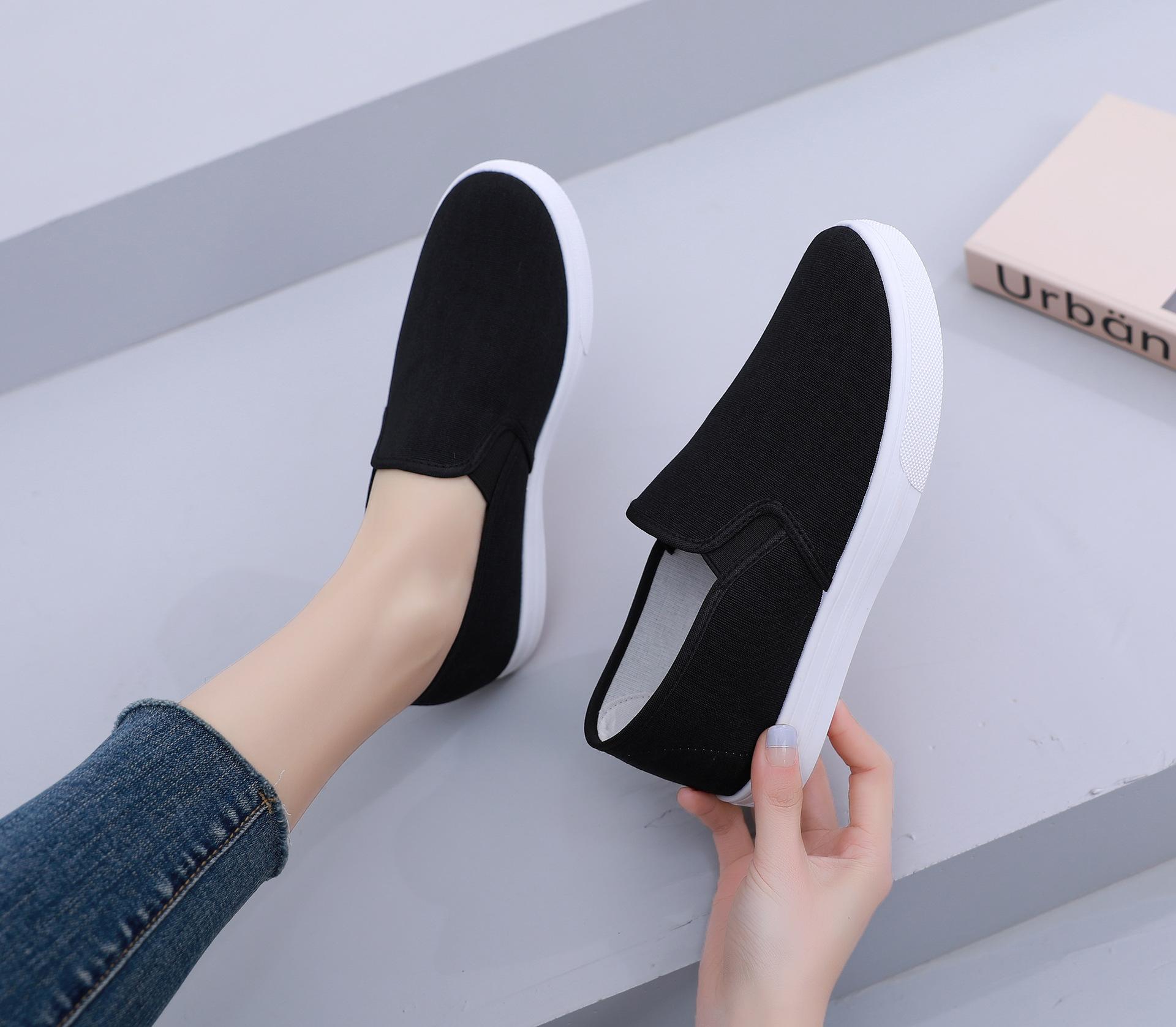 Men s and-Women s flat non-slip casual shoes lightweight comfortable single shoes a stirrup work cloth shoes 43 чорний
Men s and-Women s flat non-slip casual shoes lightweight comfortable single shoes a stirrup work cloth shoes 43 чорний