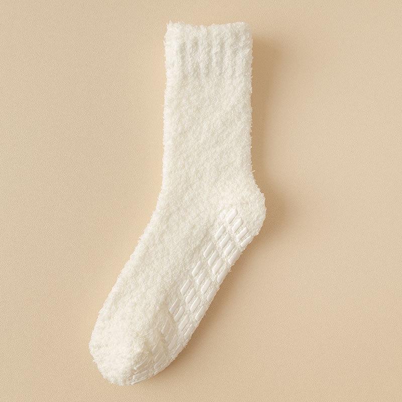 Cozy Non-Slip Coral Fleece Socks - Warm, Non-Shedding, Perfect for Autumn & Winter Sleeping. One Size кремовый/белый
Cozy Non-Slip Coral Fleece Socks - Warm, Non-Shedding, Perfect for Autumn & Winter Sleeping. One Size кремовый/белый