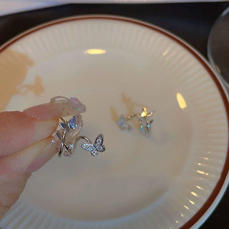 Exquisite, Fresh, Butterfly Earrings In The New Year s Fashion and Light Luxury and High-end
Exquisite, Fresh, Butterfly Earrings In The New Year s Fashion and Light Luxury and High-end