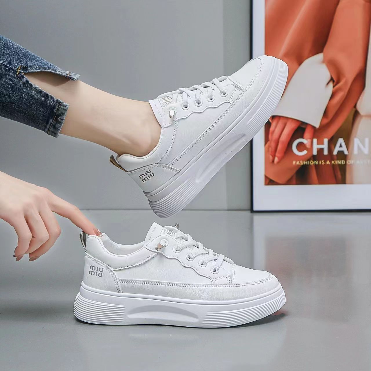 Customized student sports flat bottom leisure explosion new versatile little white shoes women s spring and summer breathable heightening board shoes 35
Customized student sports flat bottom leisure explosion new versatile little white shoes women s spring and summer breathable heightening board shoes 35