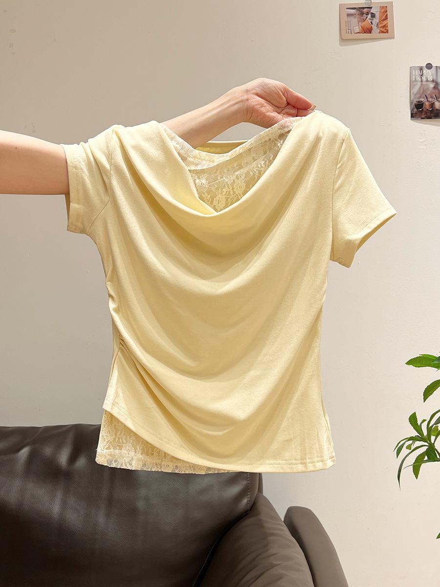Korean wear lace splicing swing collar exposed collarbone short-sleeved T-shirt women s spring and summer pure desire temperament inner top XL
Korean wear lace splicing swing collar exposed collarbone short-sleeved T-shirt women s spring and summer pure desire temperament inner top XL