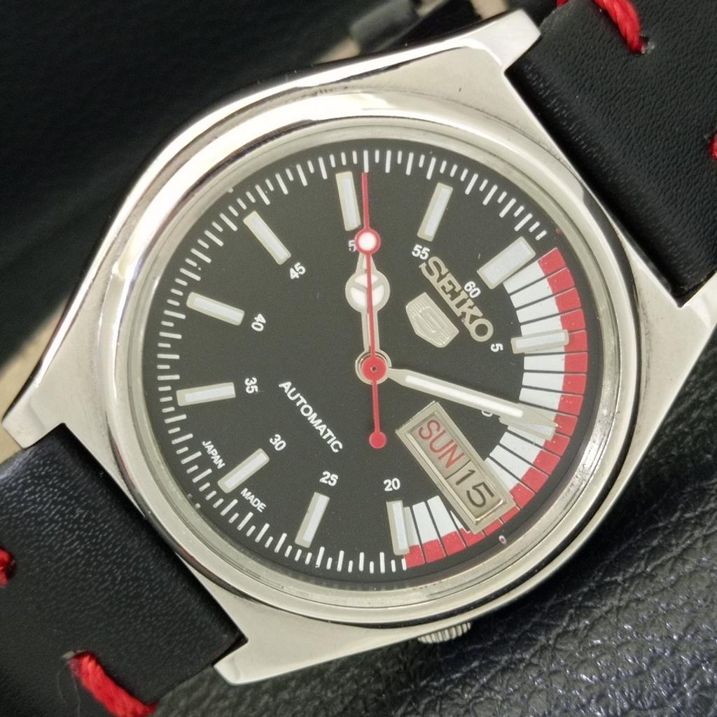 USED VINTAGE SEIKO 5 AUTOMATIC 7009A JAPAN MENS BLACK DIAL WATCH a434524-2 R121-a434524
USED VINTAGE SEIKO 5 AUTOMATIC 7009A JAPAN MENS BLACK DIAL WATCH a434524-2 R121-a434524