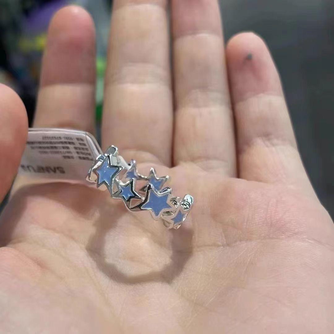 Дизайн Металлическая Картина Нерегулярная Звезда Кольцо На Палец Для Женщин Женские Ювелирные Изделия Для Вечеринки Открытые Кольца Эстетический Подарок
Дизайн Металлическая Картина Нерегулярная Звезда Кольцо На Палец Для Женщин Женские Ювелирные Изделия Для Вечеринки Открытые Кольца Эстетический Подарок