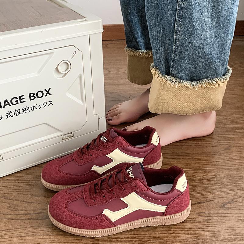 Leather women s single shoes spring 2025 new fashion board shoes versatile student feet small flat casual sports shoes 36 бордовый
Leather women s single shoes spring 2025 new fashion board shoes versatile student feet small flat casual sports shoes 36 бордовый
