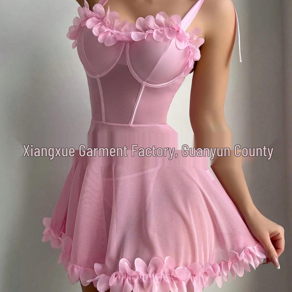 European & American Ice Silk Sexy Lingerie Sleepwear for Women – Summer Camisole Nightgown with Chest Pads S
European & American Ice Silk Sexy Lingerie Sleepwear for Women – Summer Camisole Nightgown with Chest Pads S