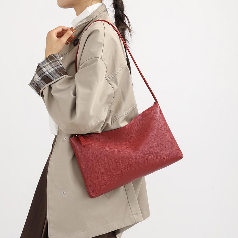 100% Genuine Leather Shoulder Crossbody Bag For Women Sac Cow Leather Ladies Handbag Luxury Female Tote Bags 33cm 4cm 20cm
100% Genuine Leather Shoulder Crossbody Bag For Women Sac Cow Leather Ladies Handbag Luxury Female Tote Bags 33cm 4cm 20cm