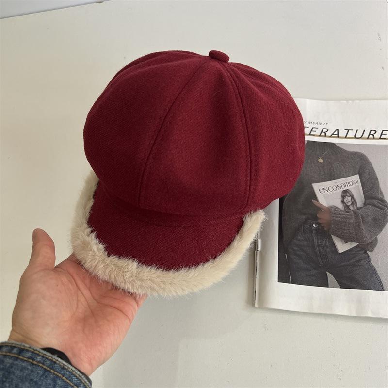 Autumn and winter new fashion trend plush splicing octagonal hat women s face small woolen newsboy hat cap M(56-58cm) червоний
Autumn and winter new fashion trend plush splicing octagonal hat women s face small woolen newsboy hat cap M(56-58cm) червоний