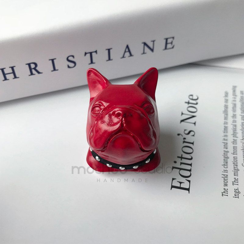 Jarre Aero Bull Dog Head Aromatherapy Gypsum Gifts For Boys Car Red (Without Sunglasses)--Air Outlet Clip
Jarre Aero Bull Dog Head Aromatherapy Gypsum Gifts For Boys Car Red (Without Sunglasses)--Air Outlet Clip