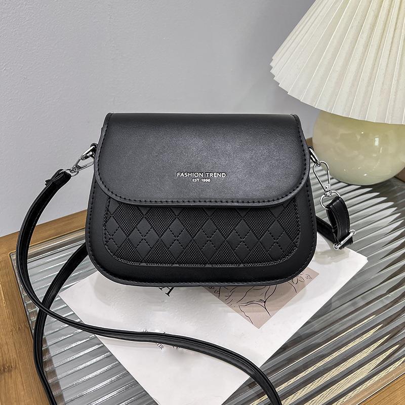 Женские роскошные дизайнерские сумки через плечо из искусственной кожи, женская винтажная сумка-седло, однотонная сумка-мессенджер, маленькая сумочка bolsas 19x7x15.5cm чёрный
Женские роскошные дизайнерские сумки через плечо из искусственной кожи, женская винтажная сумка-седло, однотонная сумка-мессенджер, маленькая сумочка bolsas 19x7x15.5cm чёрный