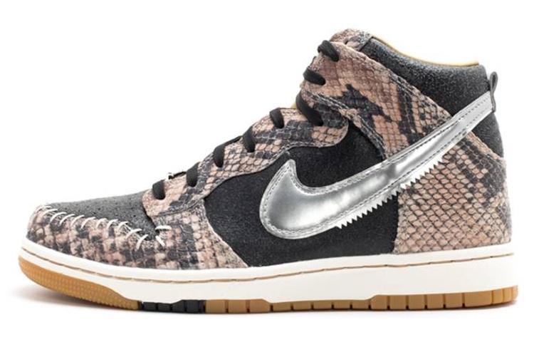 Nike Dunk Cmft Prm Qs Snake Skin 716714-001 40.5
Nike Dunk Cmft Prm Qs Snake Skin 716714-001 40.5