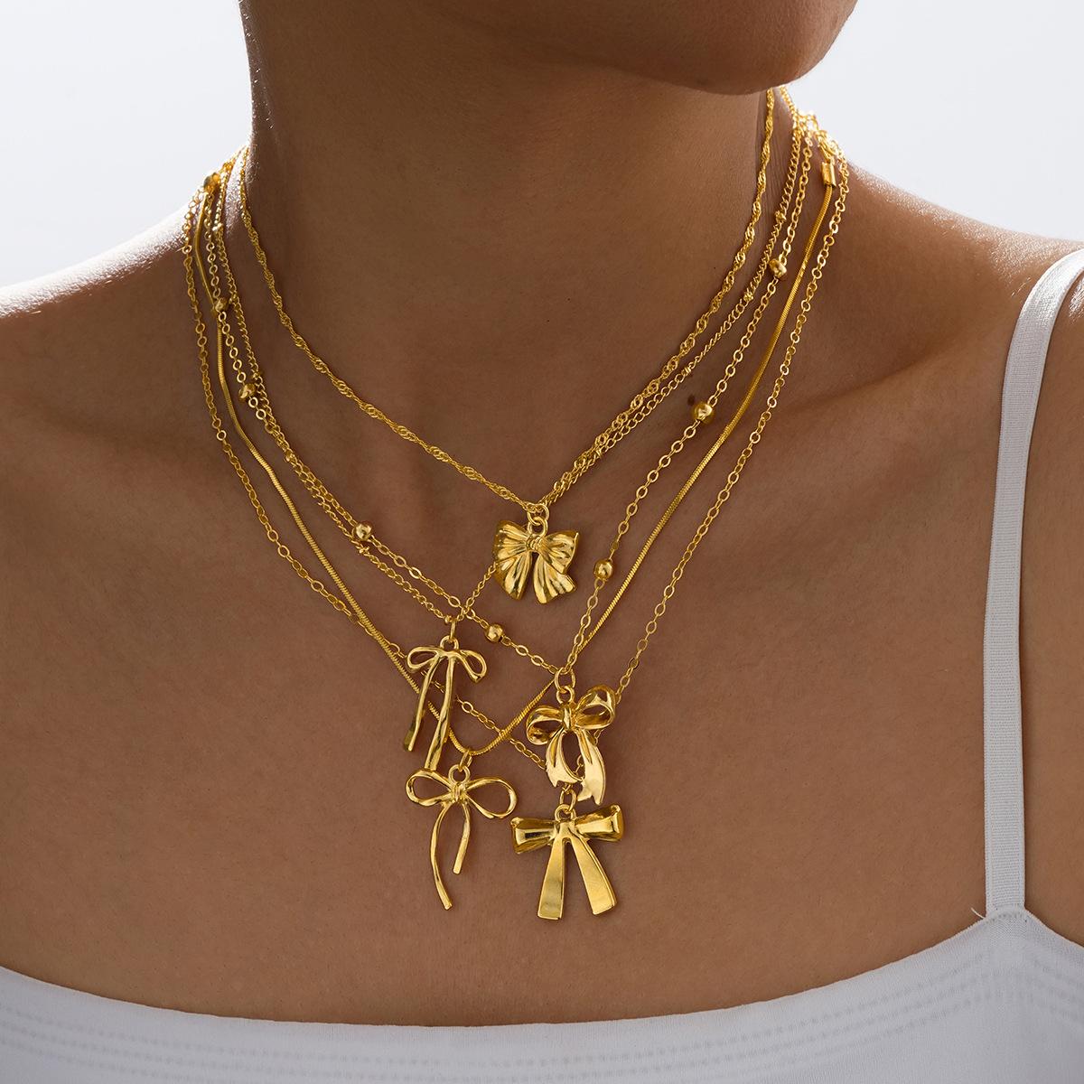 European American Bow Pendant Layered Necklace Set, 5Pcs Fashion Versatile Luxury Jewelry Set for Women
European American Bow Pendant Layered Necklace Set, 5Pcs Fashion Versatile Luxury Jewelry Set for Women