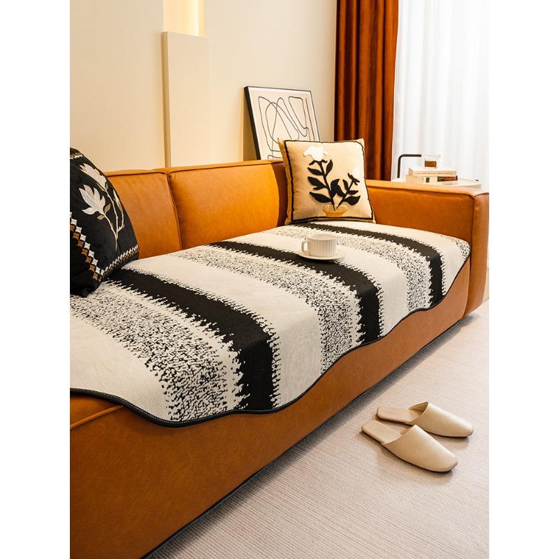 Подушка для дивана специальной формы Four Seasons Универсальная нескользящая нецарапающаяся лампа Роскошный минималистичный стиль Прямой кожаный чехол для дивана 90*90cm
Подушка для дивана специальной формы Four Seasons Универсальная нескользящая нецарапающаяся лампа Роскошный минималистичный стиль Прямой кожаный чехол для дивана 90*90cm