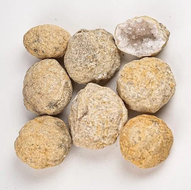 Натуральная полая агатовая пещера Кристалл Камень Кристаллическая пещера Рог изобилия Кристаллическая друза Стандарт популяризации науки Это украшение белый
Натуральная полая агатовая пещера Кристалл Камень Кристаллическая пещера Рог изобилия Кристаллическая друза Стандарт популяризации науки Это украшение белый