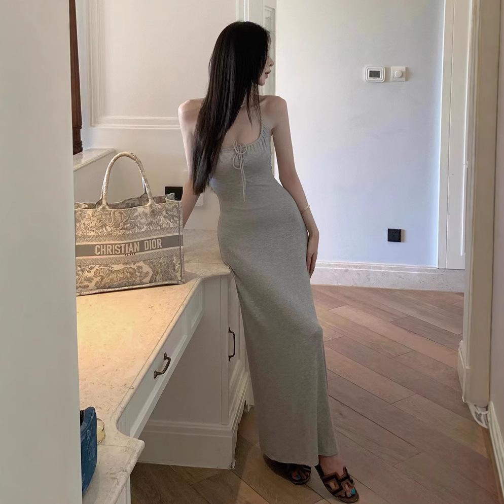 Light gray lace-up neck dress summer sexy pure desire slim-fitting waist version suspender backless high-end long dress S серый
Light gray lace-up neck dress summer sexy pure desire slim-fitting waist version suspender backless high-end long dress S серый