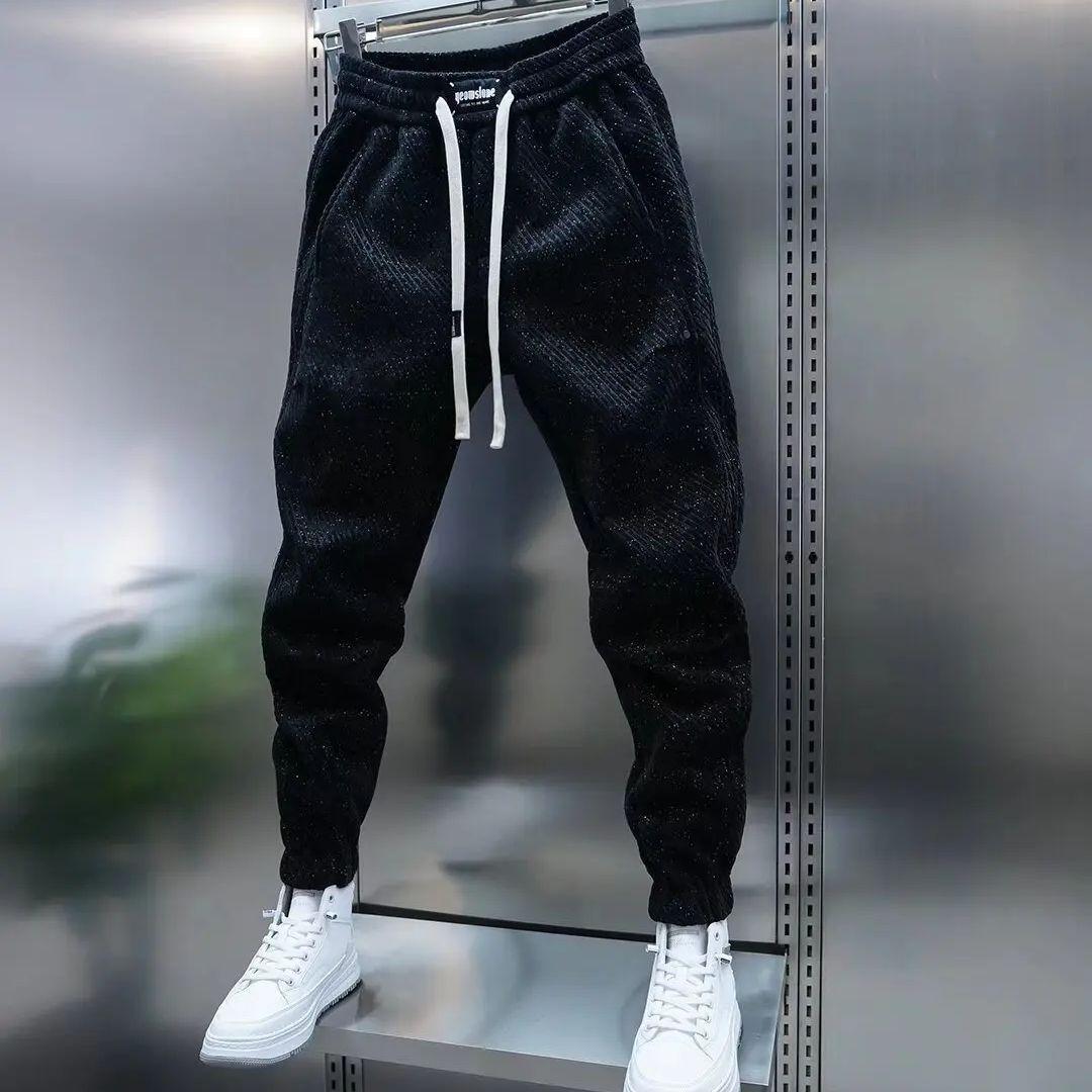 Мужские штаны-алладины весенние осенние в зебровую полоску спортивная одежда карго спортивные штаны с начесом свободная талия универсальные брюки M чёрный
Мужские штаны-алладины весенние осенние в зебровую полоску спортивная одежда карго спортивные штаны с начесом свободная талия универсальные брюки M чёрный