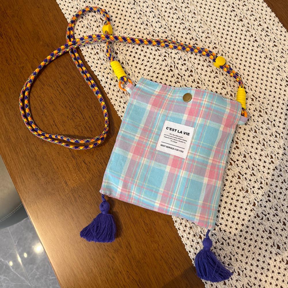 Printed Plaid Canvas Bag Retro Bohemian Messenger Bag All-match Ethnic Style Crossbody Bag Travel Style 4
Printed Plaid Canvas Bag Retro Bohemian Messenger Bag All-match Ethnic Style Crossbody Bag Travel Style 4