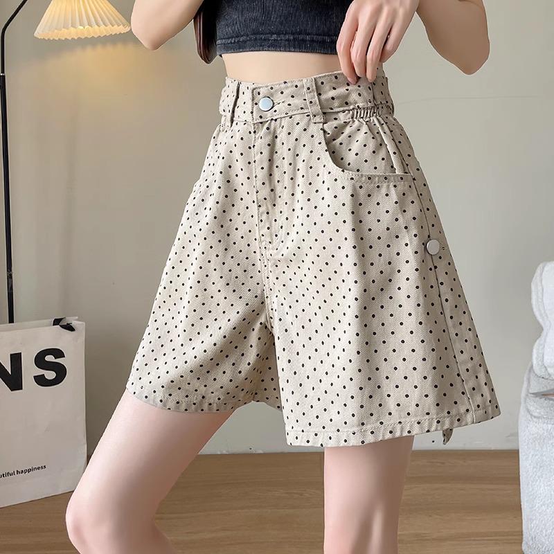 2024 Women s High-Waisted A-Line Denim Shorts: Slim-Fit, Rolled-Up, Summer Style Small
2024 Women s High-Waisted A-Line Denim Shorts: Slim-Fit, Rolled-Up, Summer Style Small
