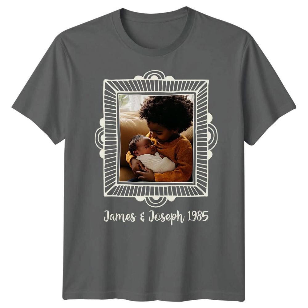 James Joseph 1985 40th Birthday Sibling Family Graphic Tee Unisex 2XL
James Joseph 1985 40th Birthday Sibling Family Graphic Tee Unisex 2XL