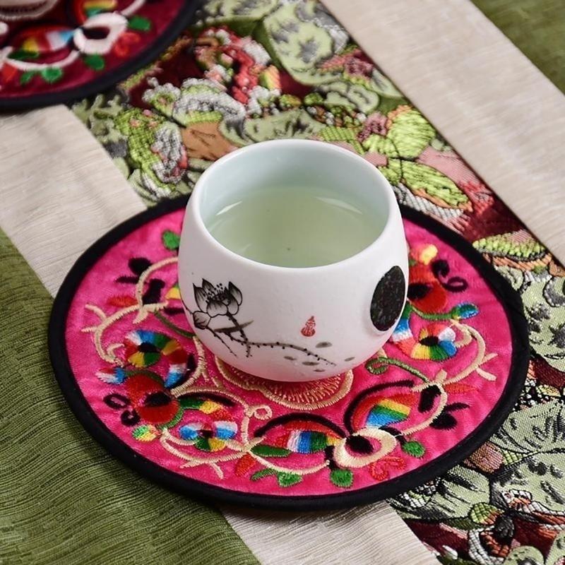6PCS Chinese Style Cloth Embroidery Coasters Hot Milk Insulation Anti - Hot Pad Table Mats Color Random LS L красный
6PCS Chinese Style Cloth Embroidery Coasters Hot Milk Insulation Anti - Hot Pad Table Mats Color Random LS L красный