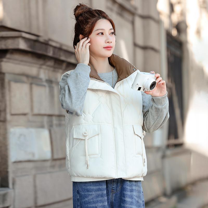 Нова жіноча легка безрукавка-куртка зі стійкою, однотонна, потовщена, тепла, спортивна, повсякденна, вільна, легка куртка M
Нова жіноча легка безрукавка-куртка зі стійкою, однотонна, потовщена, тепла, спортивна, повсякденна, вільна, легка куртка M