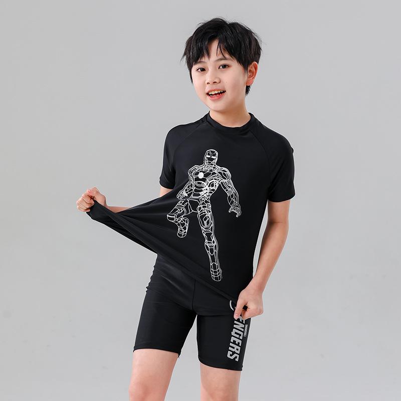 Langqi Children s Quick-Drying Sunscreen Swim Set for Boys XL for 30~38kg
Langqi Children s Quick-Drying Sunscreen Swim Set for Boys XL for 30~38kg