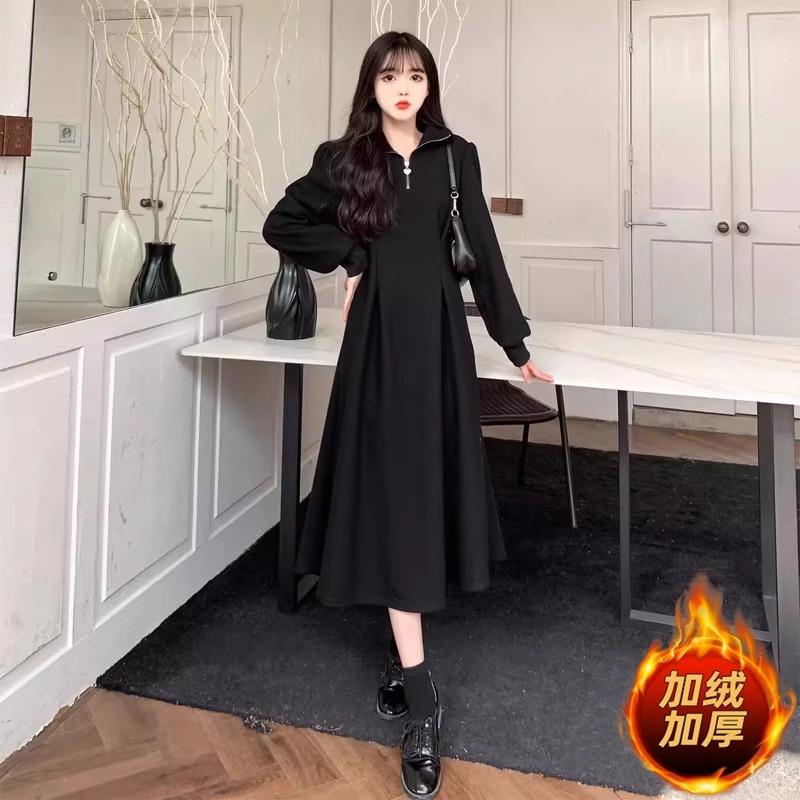 Autumn and winter black half-zipper sweater dress women s autumn and winter large size fat mm thin European temperament backing skirt 3XL чорний
Autumn and winter black half-zipper sweater dress women s autumn and winter large size fat mm thin European temperament backing skirt 3XL чорний