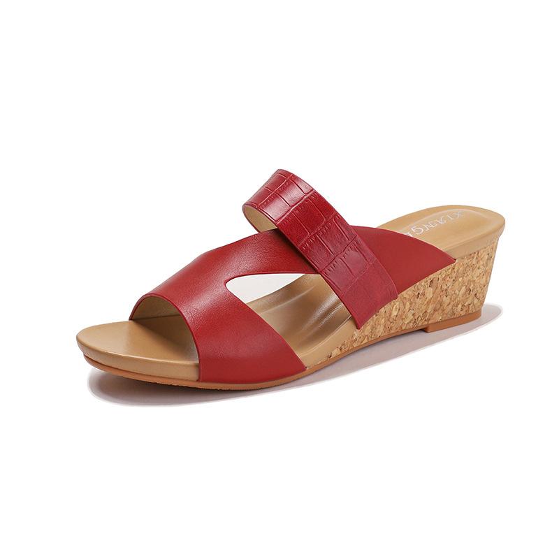 Wedge heel slippers for women to wear thick-soled open-toed one-word slippers, versatile in summer, light, comfortable and cool slippers 36
Wedge heel slippers for women to wear thick-soled open-toed one-word slippers, versatile in summer, light, comfortable and cool slippers 36