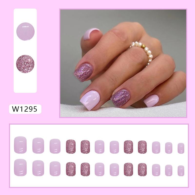 Simple pink and purple flash girl sweet sister European and American ins style fake nails wearing armor
Simple pink and purple flash girl sweet sister European and American ins style fake nails wearing armor