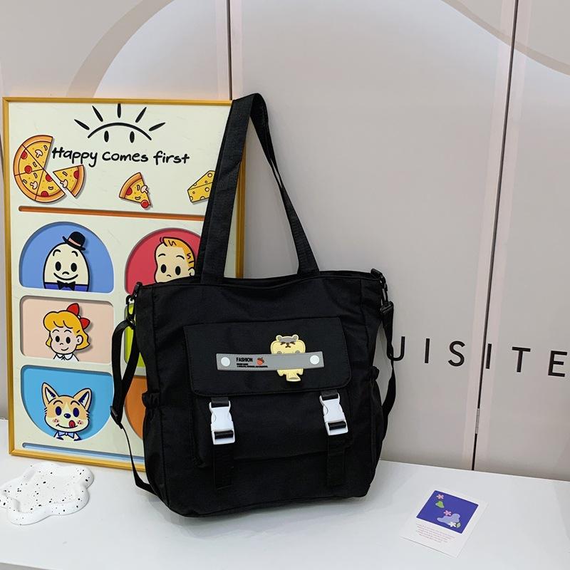 Студенческая портативная косметичка большой вместимости, простая однотонная повседневная сумка через плечо, сумочка для ученика средней школы чёрный
Студенческая портативная косметичка большой вместимости, простая однотонная повседневная сумка через плечо, сумочка для ученика средней школы чёрный