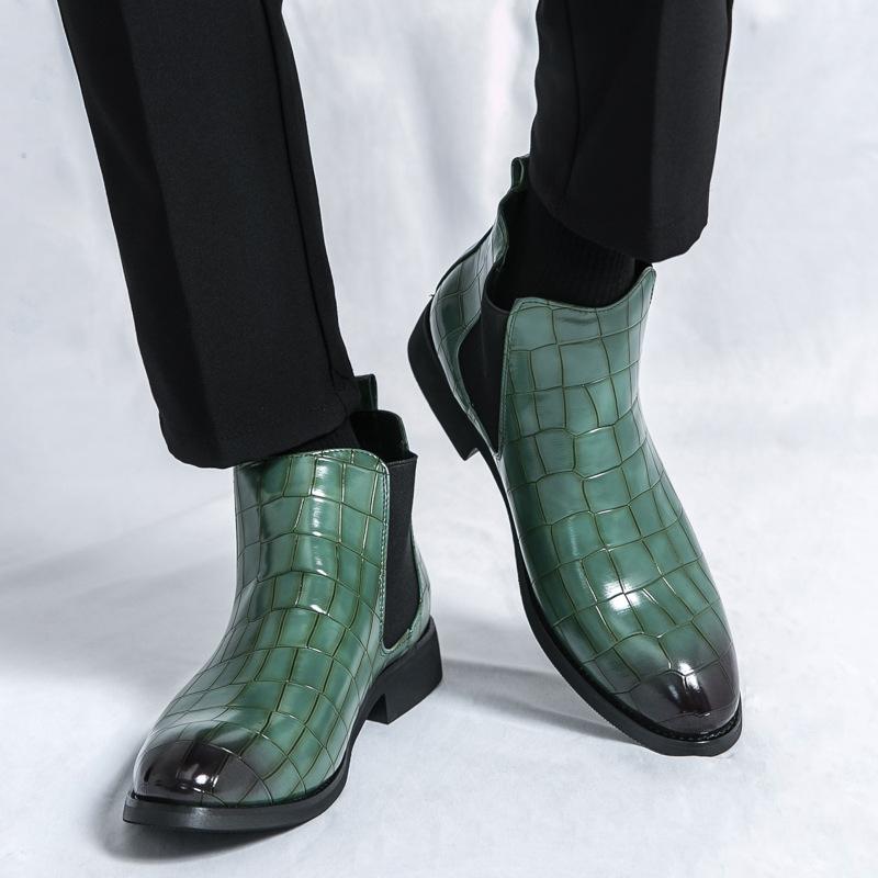 British style autumn and winter embossed leather boots men s large size fashion Chelsea boots men s European and American trend foot boots 38 чёрный
British style autumn and winter embossed leather boots men s large size fashion Chelsea boots men s European and American trend foot boots 38 чёрный
