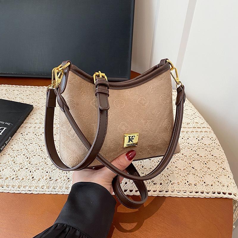 Retro Small Bag, Simple and Fashionable Crossbody Bag, Hand-carry Small Square Bag for Work Small without pendant хакі
Retro Small Bag, Simple and Fashionable Crossbody Bag, Hand-carry Small Square Bag for Work Small without pendant хакі