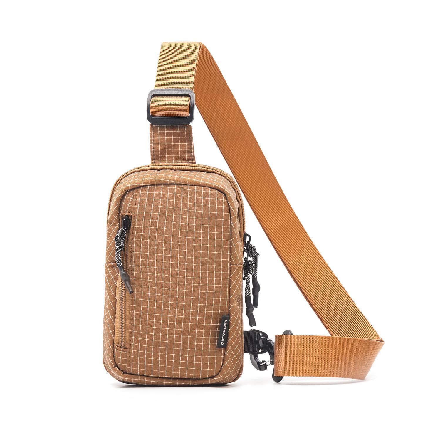 Crossbody bag Men s outdoor leisure lightweight mobile phone bag Mini small breast bag Women s shoulder bag Sports small satchel хаки
Crossbody bag Men s outdoor leisure lightweight mobile phone bag Mini small breast bag Women s shoulder bag Sports small satchel хаки