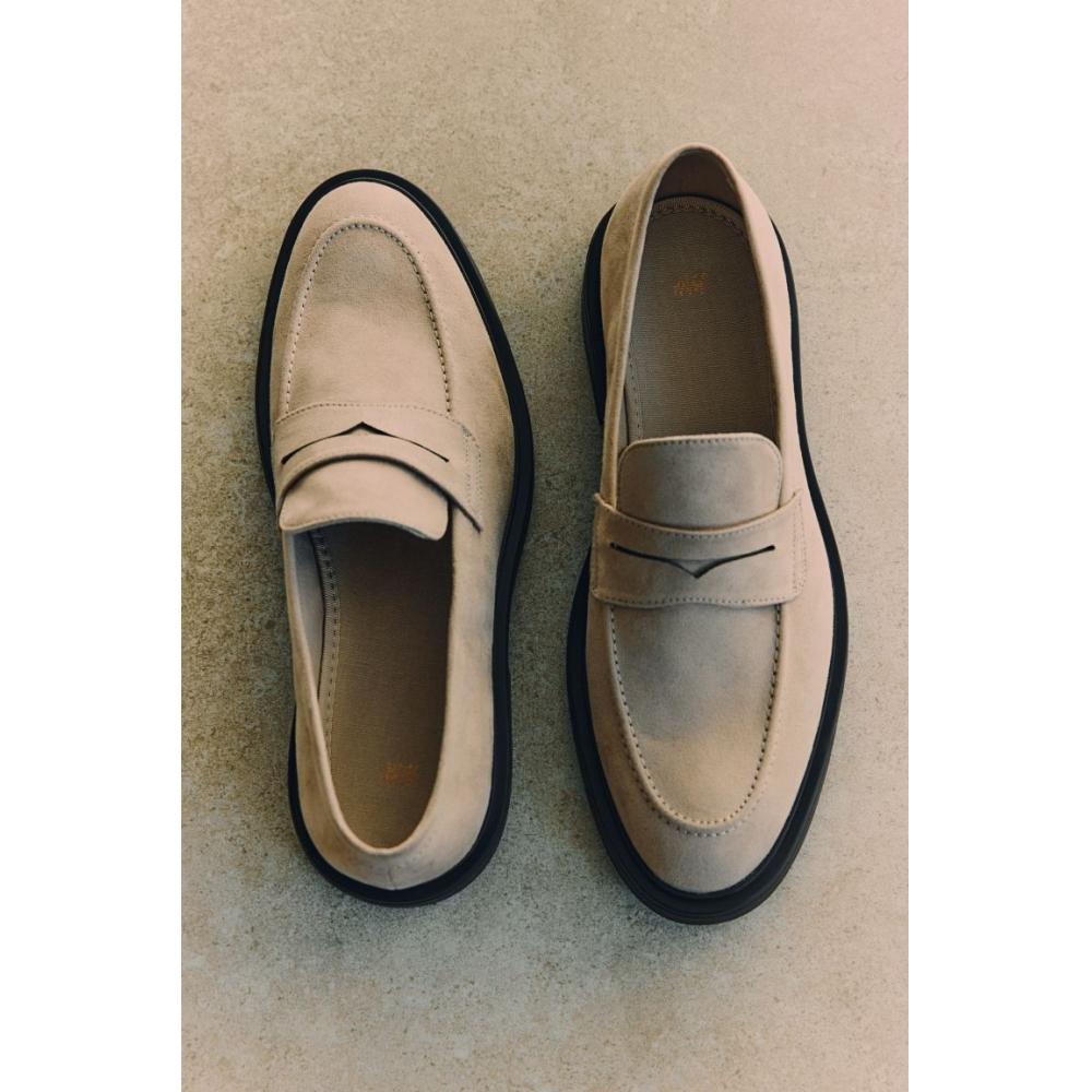 Лоферы HM бежевые 
Лоферы HM бежевые