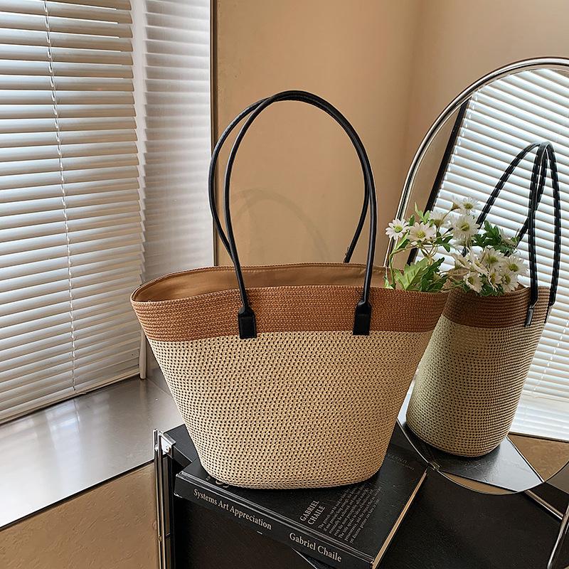 Модная плетеная сумка большой вместимости, женская сумка, новая простая соломенная сумка в пасторальном стиле, сумка-овощная корзина на плечо хаки
Модная плетеная сумка большой вместимости, женская сумка, новая простая соломенная сумка в пасторальном стиле, сумка-овощная корзина на плечо хаки