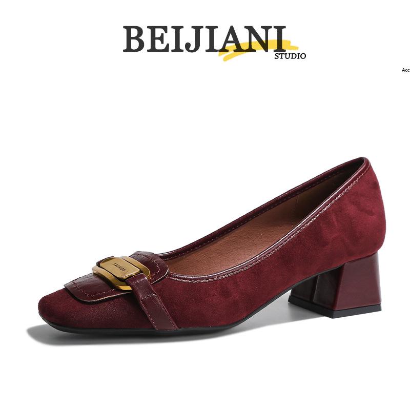 BEIJIANI 332-67 Туфли Мэри Джейн на массивном каблуке из овчины – Мягкая кожа, Металлическая пряжка, Замшевая отделка 36
BEIJIANI 332-67 Туфли Мэри Джейн на массивном каблуке из овчины – Мягкая кожа, Металлическая пряжка, Замшевая отделка 36