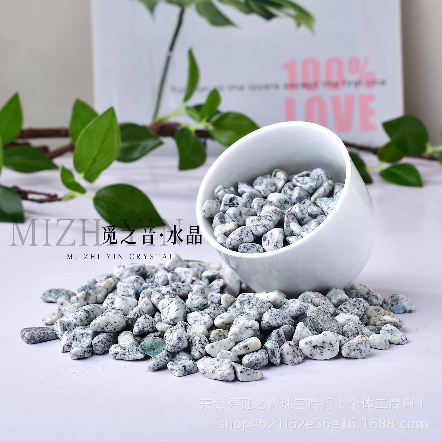 K2 Crystal Crushed Stone for Crafting, Decoration, and Gold Panning 5-7mm 1 kg
K2 Crystal Crushed Stone for Crafting, Decoration, and Gold Panning 5-7mm 1 kg