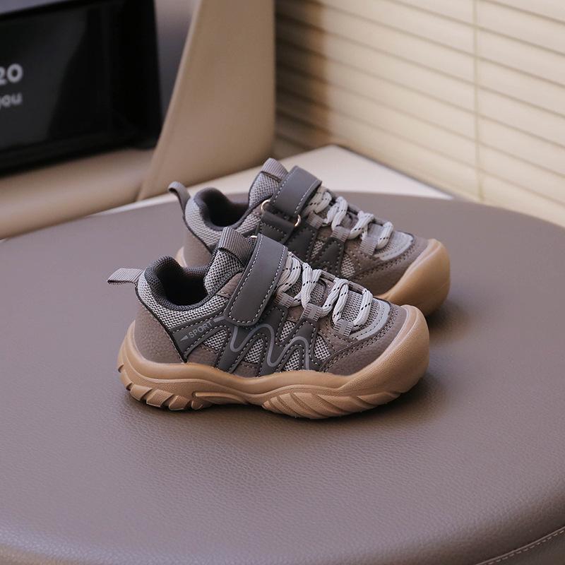 Boys 2026 Spring & Autumn Soft Sole Toddler Sports Shoes 25 (Inner length 15cm) сірий колір
Boys 2026 Spring & Autumn Soft Sole Toddler Sports Shoes 25 (Inner length 15cm) сірий колір