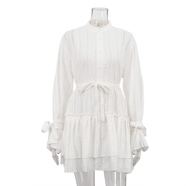 White Vertical Striped Stand Collar Dress with Puff Sleeves Bow Detail Tiered Ruffle Hem S белый
White Vertical Striped Stand Collar Dress with Puff Sleeves Bow Detail Tiered Ruffle Hem S белый