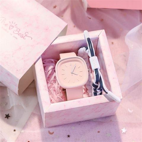Square Watch Female Style Simple Temperament Junior High School Students Small Fresh Mori Electronic Quartz Watch розовый
Square Watch Female Style Simple Temperament Junior High School Students Small Fresh Mori Electronic Quartz Watch розовый