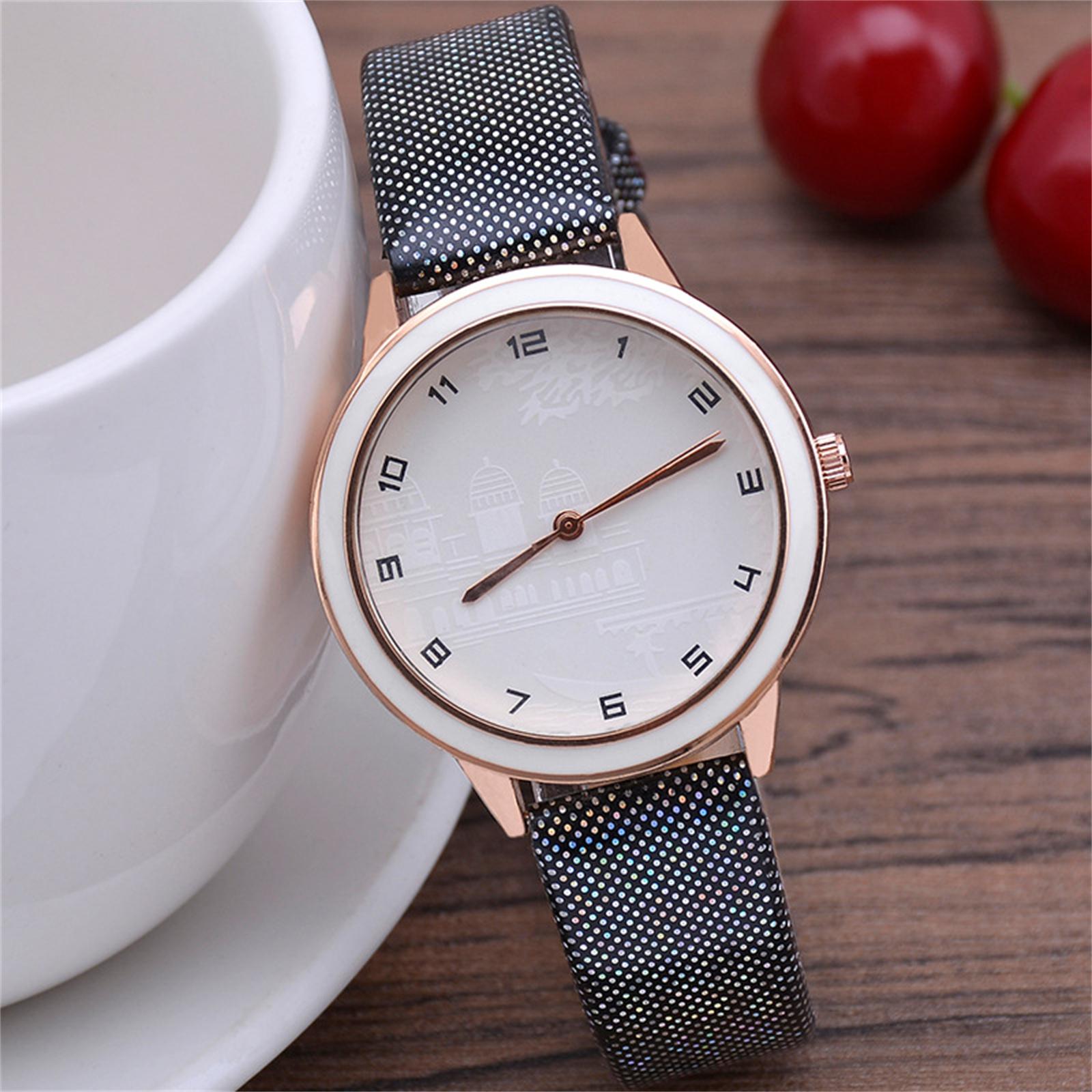 Женские модные кожаные часы One Size
Женские модные кожаные часы One Size