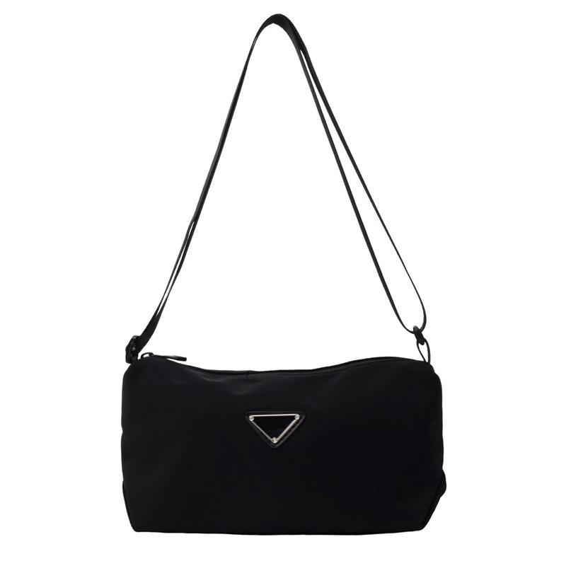 Casual nylon bag women s new Korean version striped toast small square bag versatile wide shoulder strap single shoulder messenger bag single bag
Casual nylon bag women s new Korean version striped toast small square bag versatile wide shoulder strap single shoulder messenger bag single bag