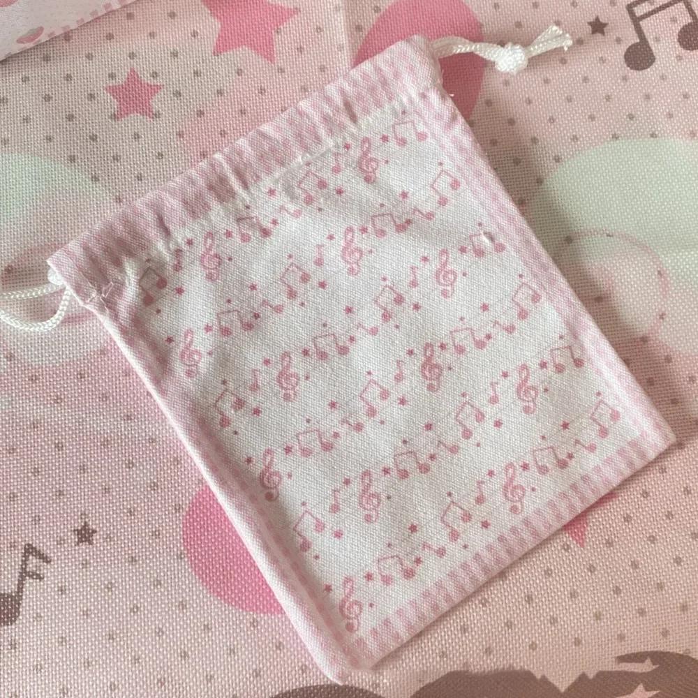 2026 High Quantity Strawberry Musical Note Drawstring Bag Large Capacity Portable Coin Purse Gift Cartoon Makeup Storage Pouch
2026 High Quantity Strawberry Musical Note Drawstring Bag Large Capacity Portable Coin Purse Gift Cartoon Makeup Storage Pouch