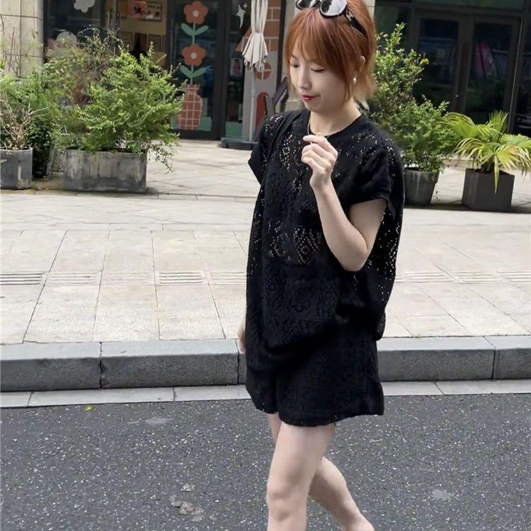 Plus Size 300 Jin Hollow Lace Two-Piece Set: Women s Loose Casual Short Sleeve Top & Shorts XL: 60-75 kg
Plus Size 300 Jin Hollow Lace Two-Piece Set: Women s Loose Casual Short Sleeve Top & Shorts XL: 60-75 kg