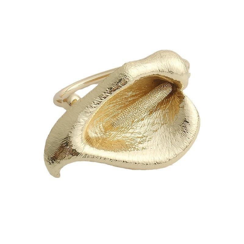 Женские браслеты-нити для модной бижутерии золотой
Женские браслеты-нити для модной бижутерии золотой