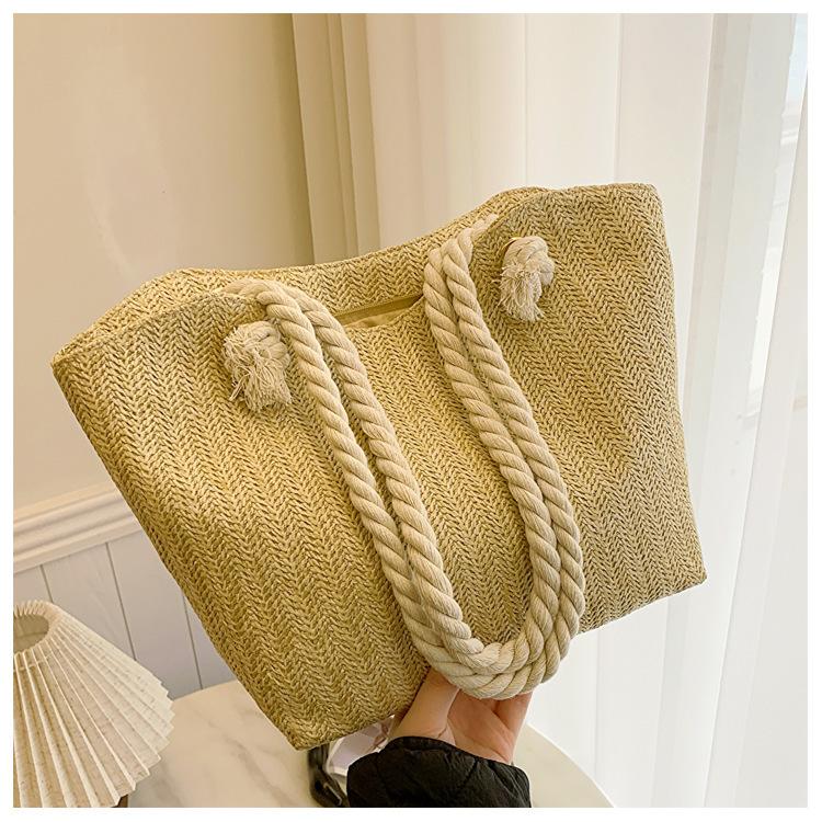 2025 новая модная соломенная плетеная сумка-тоут большой вместимости, маленькая свежая плетеная ручная подмышечная на плечо для женщин
2025 новая модная соломенная плетеная сумка-тоут большой вместимости, маленькая свежая плетеная ручная подмышечная на плечо для женщин