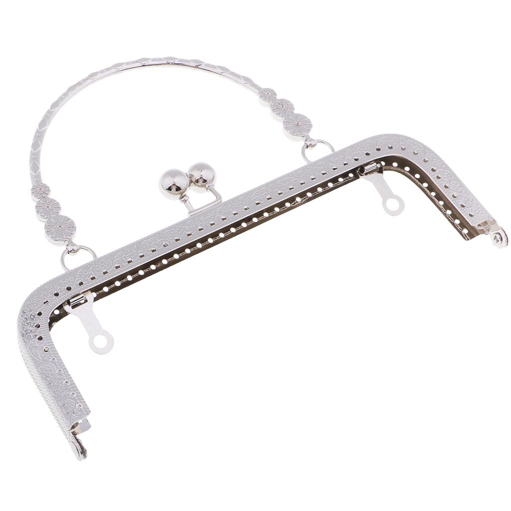 18cm Vintage Flower Embossing Purse Metal Clasp Handle DIY Handbag срібний
18cm Vintage Flower Embossing Purse Metal Clasp Handle DIY Handbag срібний